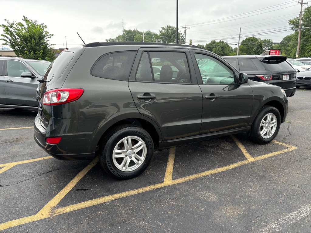 2011 Hyundai Santa Fe Image 4
