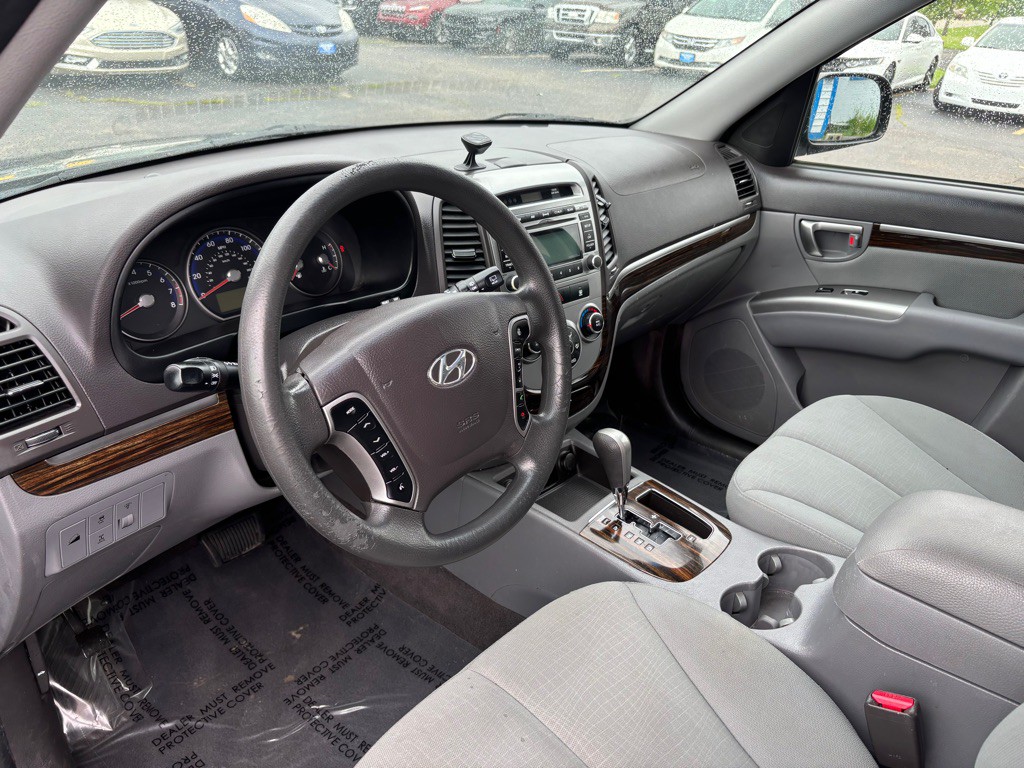 2011 Hyundai Santa Fe Image 8