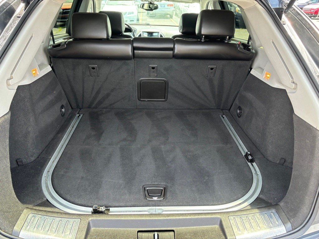 2013 Cadillac SRX Image 10