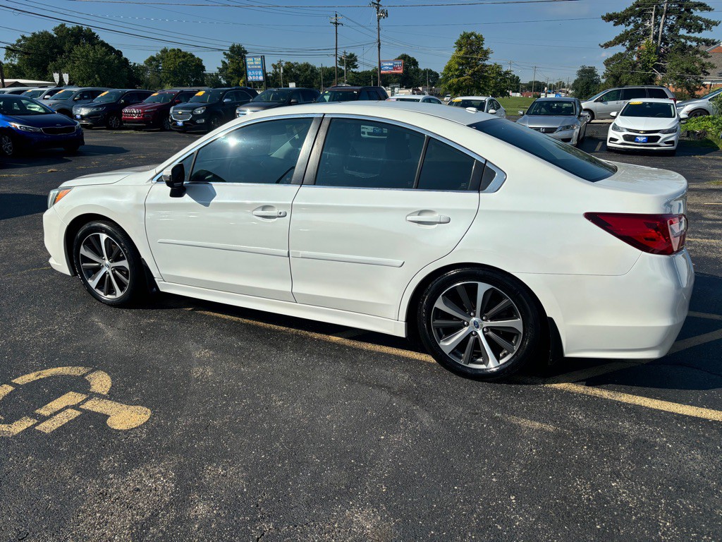 2015 Subaru Legacy Image 6