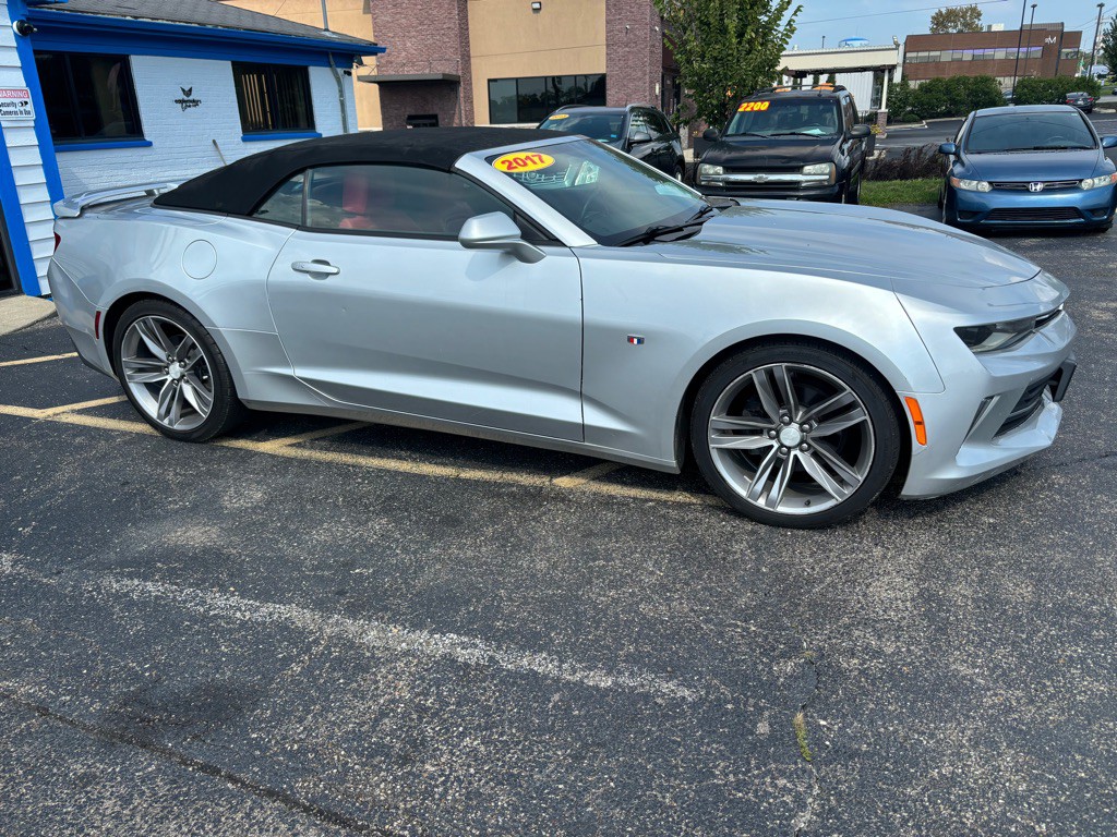 2017 Chevrolet Camaro Image 3