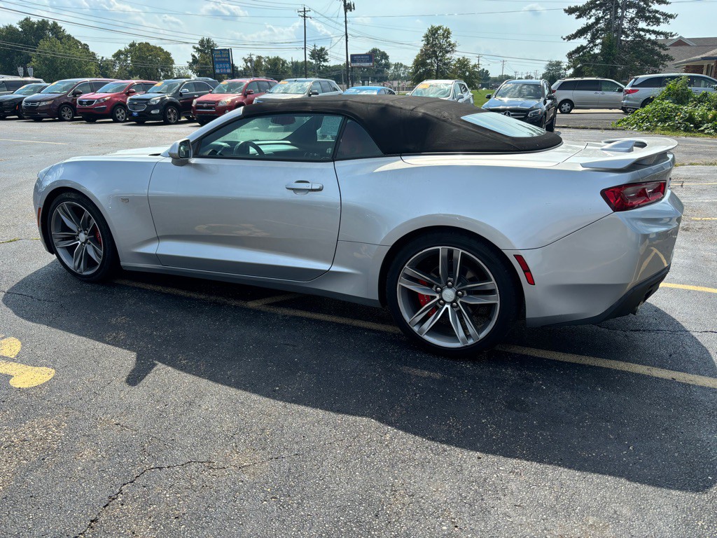 2017 Chevrolet Camaro Image 6