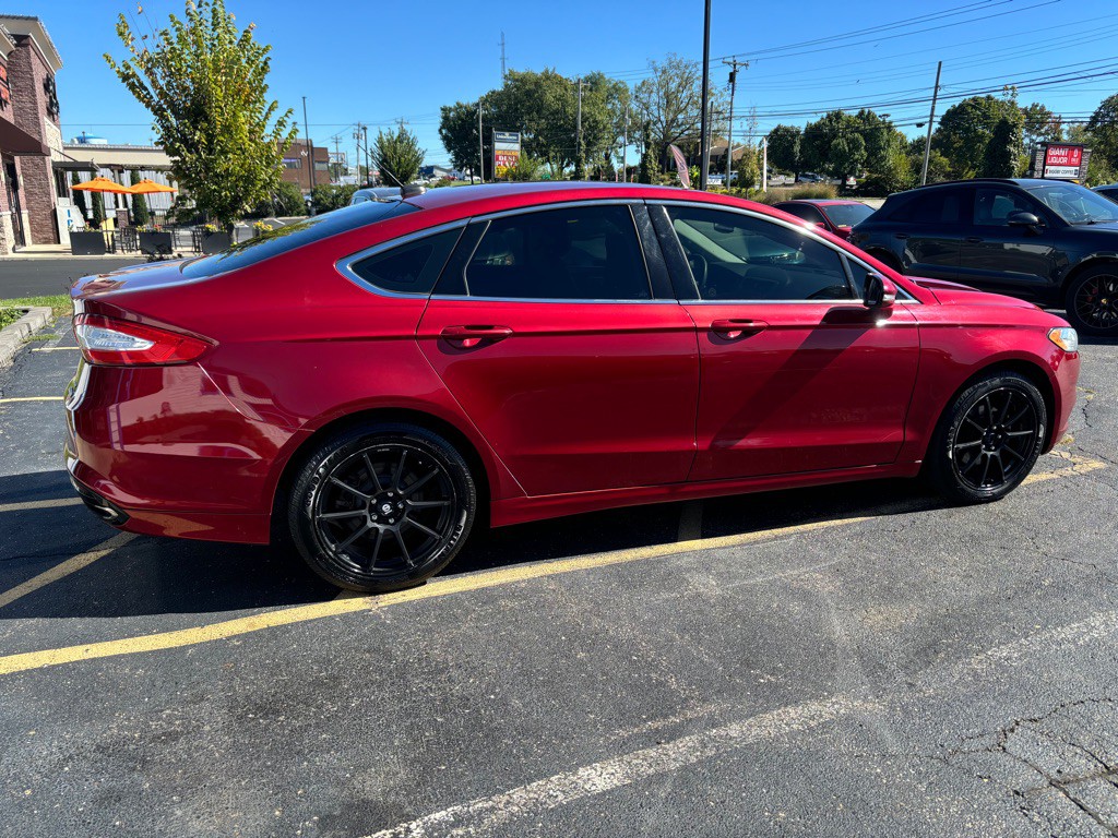 2014 Ford Fusion Image 4