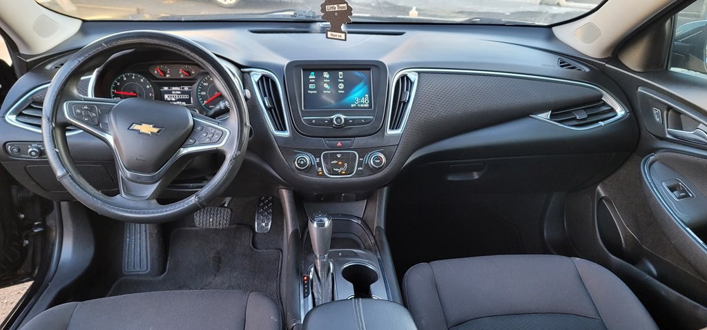 2017 Chevrolet Malibu Image 13