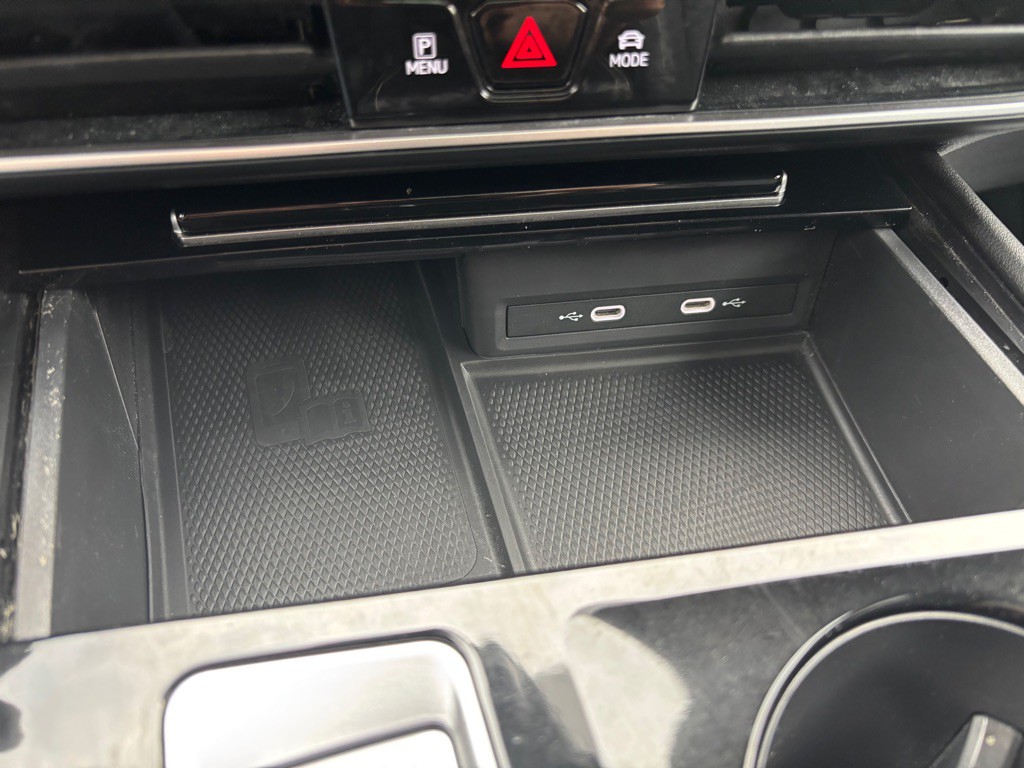 2024 Volkswagen Atlas Image 32