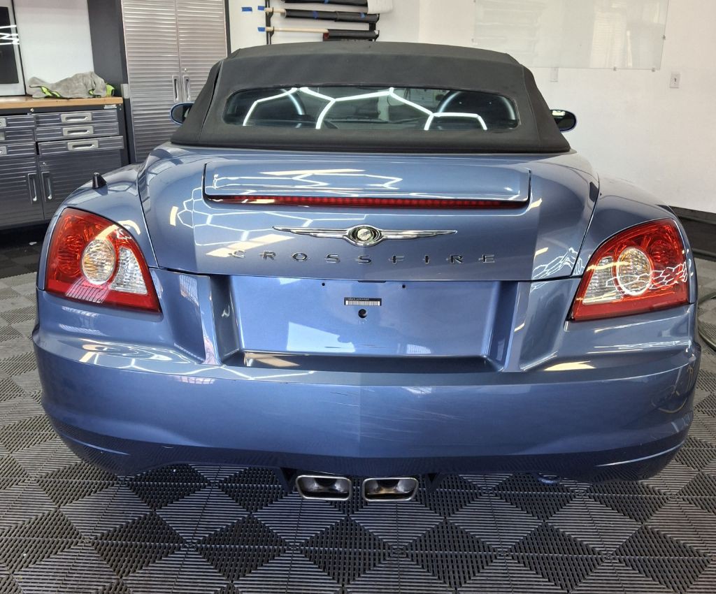 2006 Chrysler Crossfire Image 8