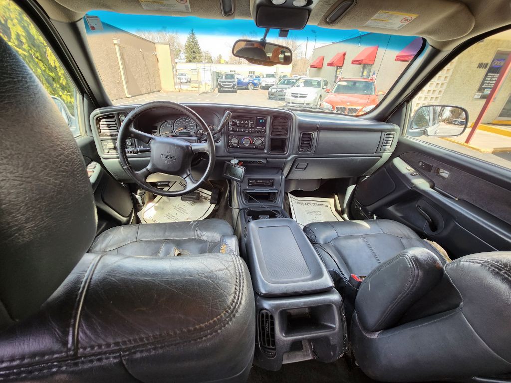 2002 GMC Sierra 1500 Image 9