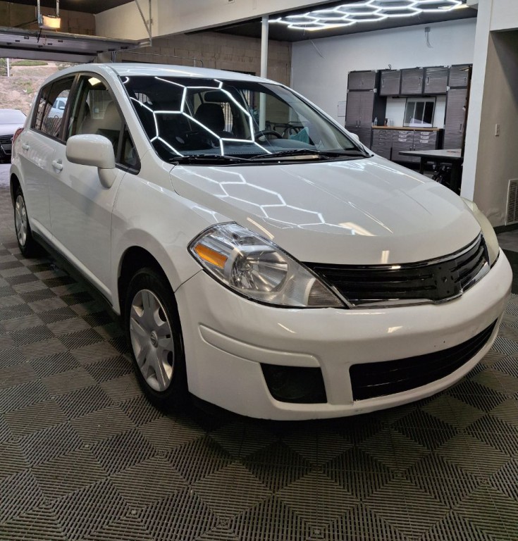 2012 Nissan Versa Image 6