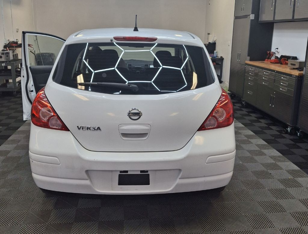 2012 Nissan Versa Image 7