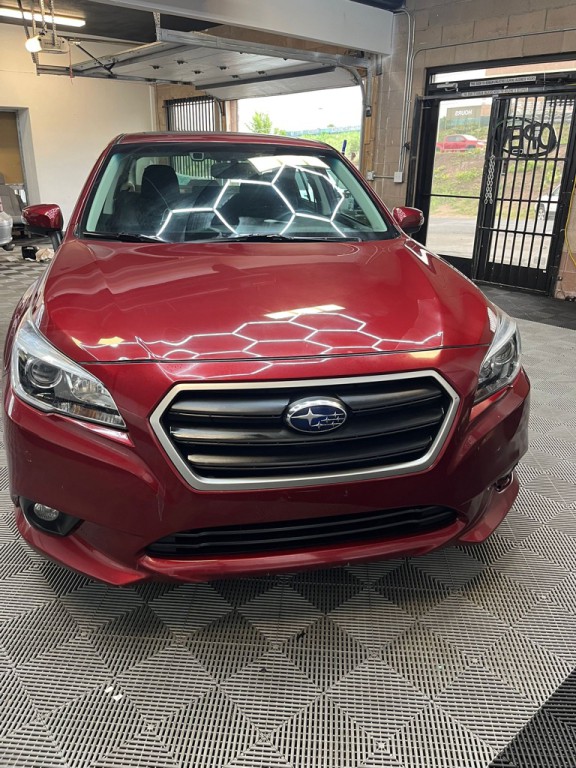 2016 Subaru Legacy Image 2