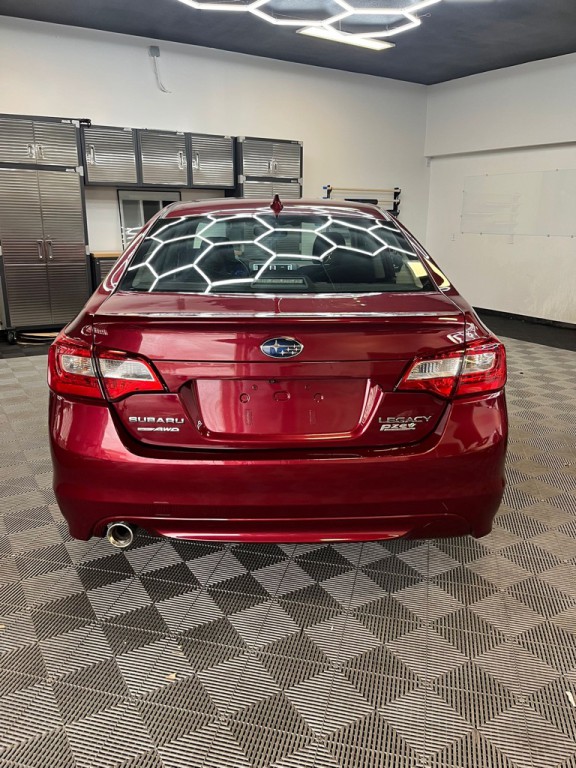 2016 Subaru Legacy Image 3