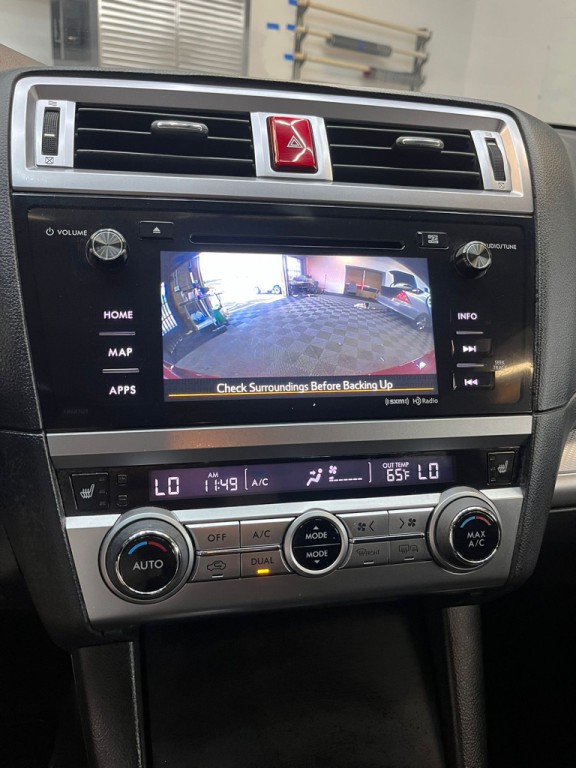 2016 Subaru Legacy Image 11