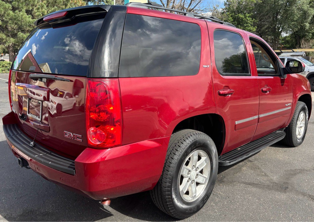 2011 GMC Yukon Image 8