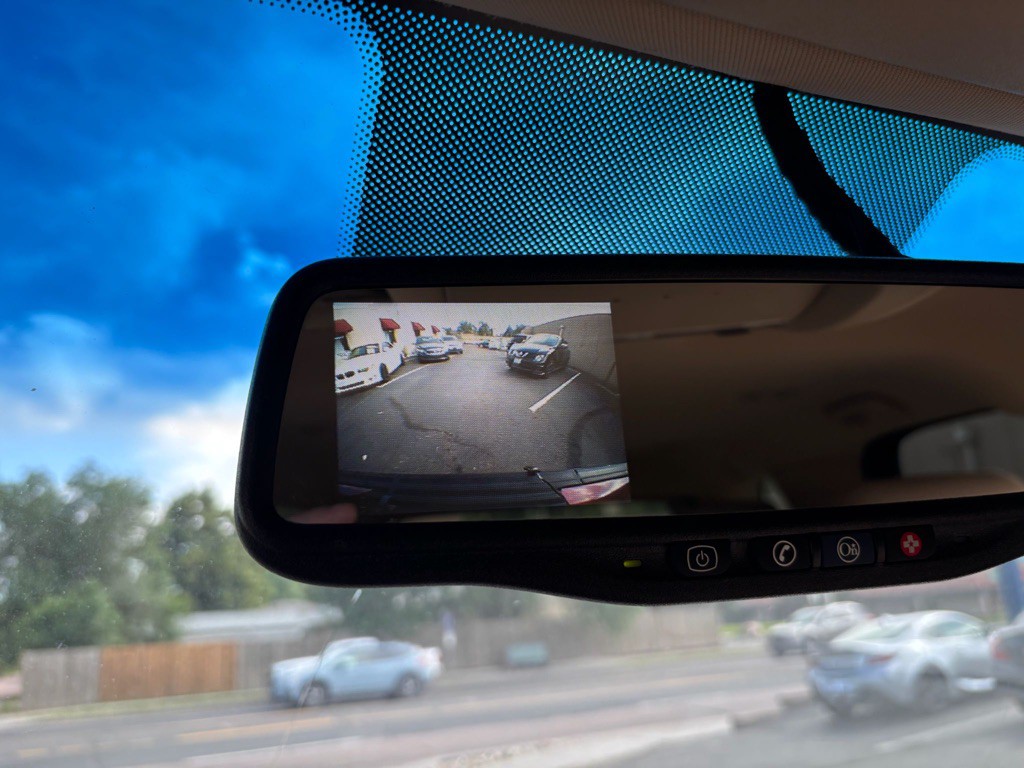 2011 GMC Yukon Image 3