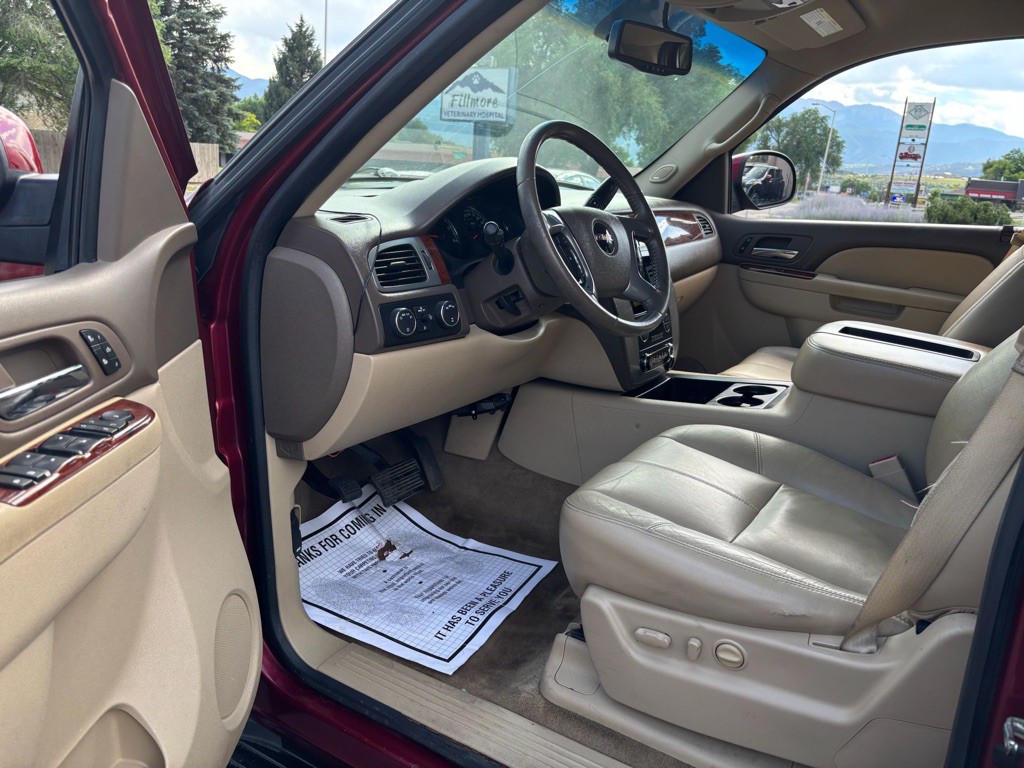 2011 GMC Yukon Image 4