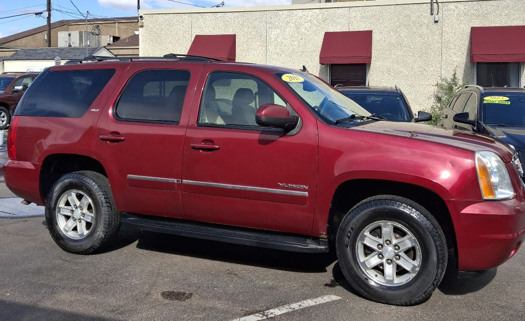 2011 GMC Yukon Image 3