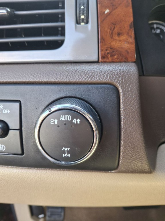 2011 GMC Yukon Image 12
