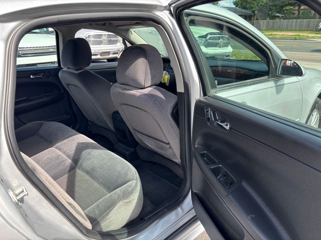 2013 Chevrolet Impala Image 15