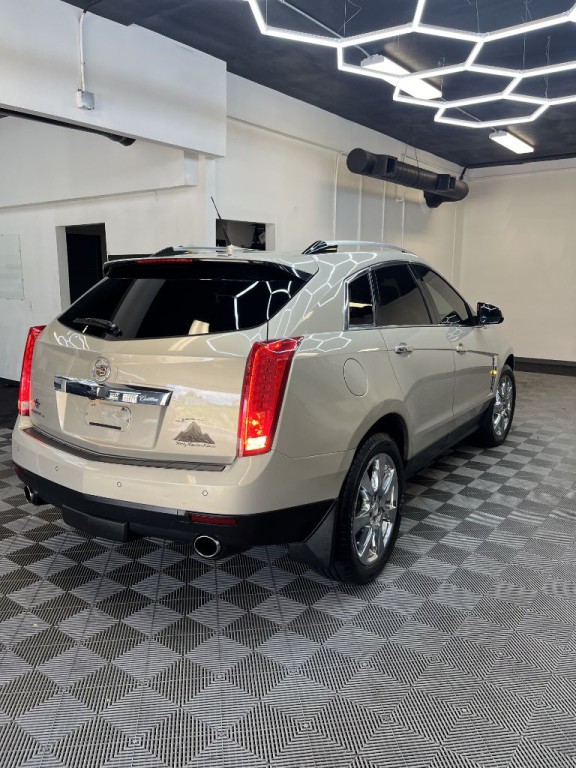 2011 Cadillac SRX Image 9