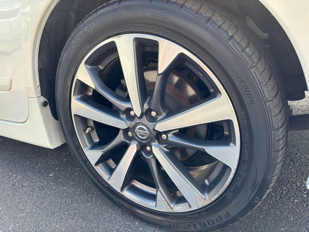 2016 Nissan Altima Image 19