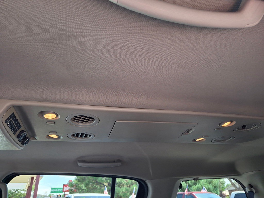 2011 Nissan Armada Image 3