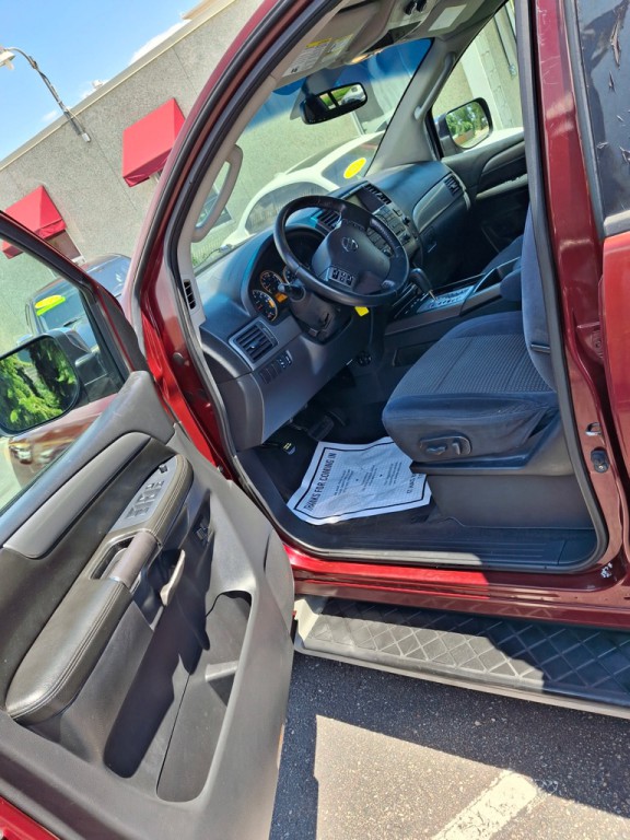 2011 Nissan Armada Image 5