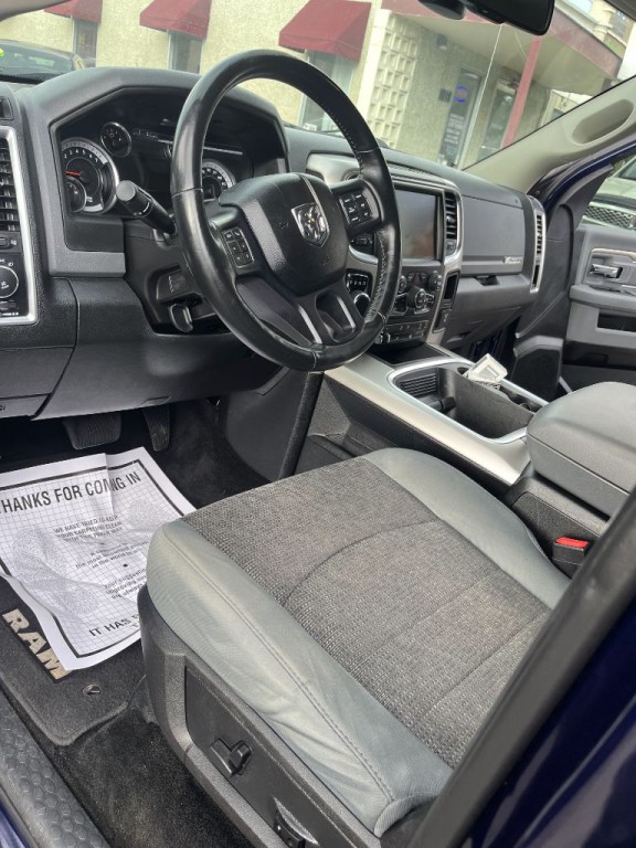2017 RAM 1500 Image 12