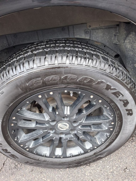 2019 Nissan Titan Image 8