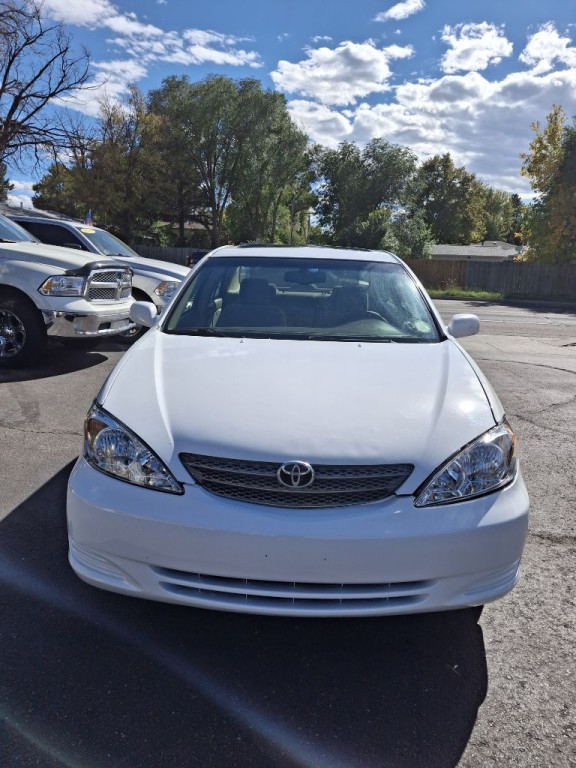 2004 Toyota Camry Image 3