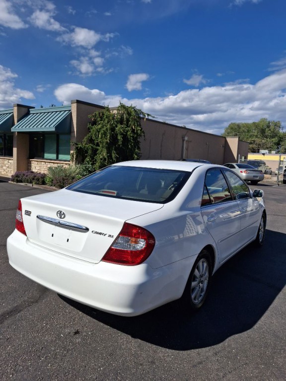 2004 Toyota Camry Image 7