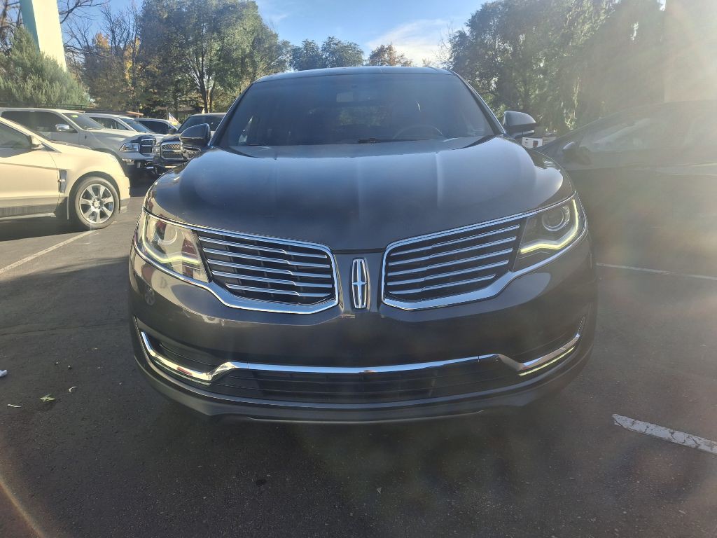 2017 Lincoln MKX Image 2