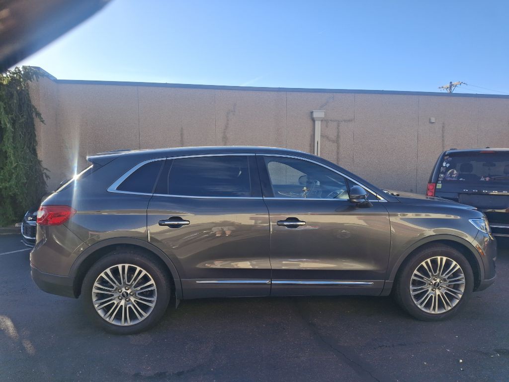 2017 Lincoln MKX Image 4