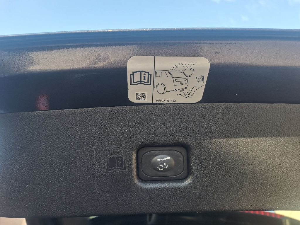 2017 Lincoln MKX Image 12