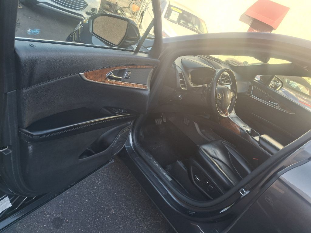 2017 Lincoln MKX Image 13