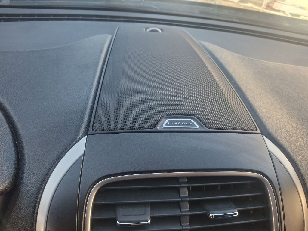 2017 Lincoln MKX Image 23