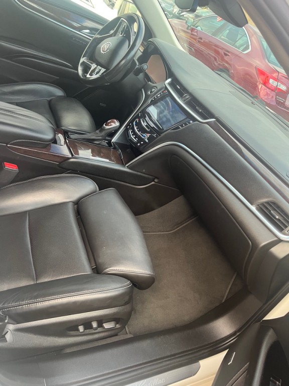 2014 Cadillac XTS Image 25