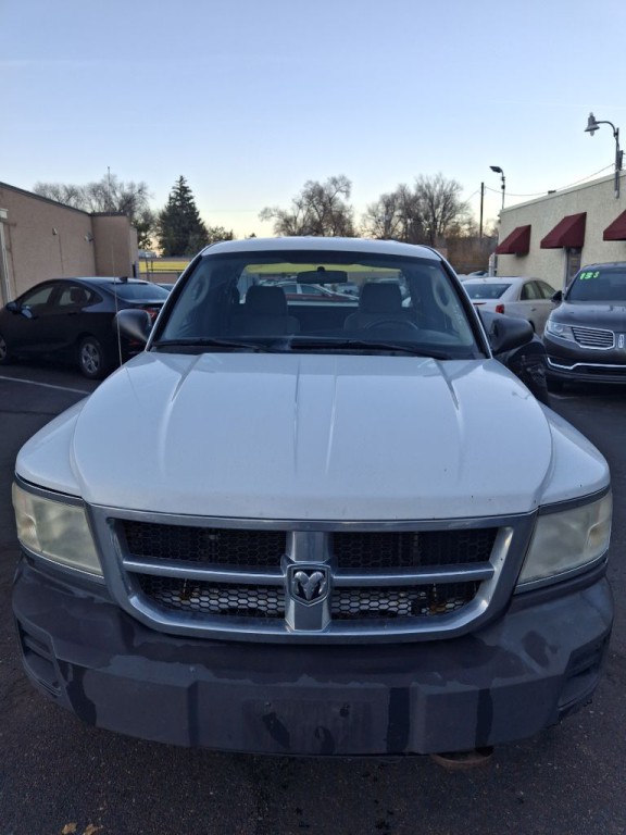 2008 Dodge Dakota Image 3