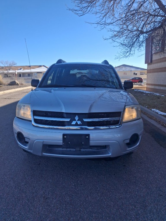 2007 Mitsubishi Endeavor Image 5