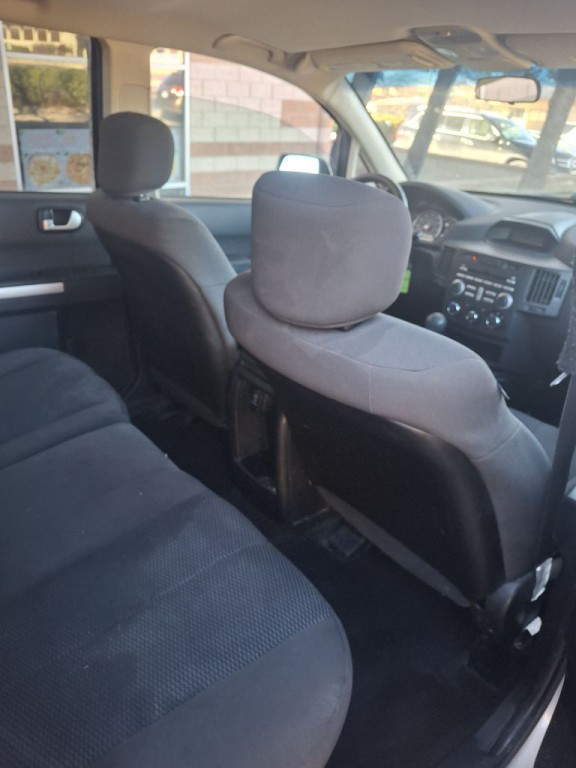 2007 Mitsubishi Endeavor Image 7