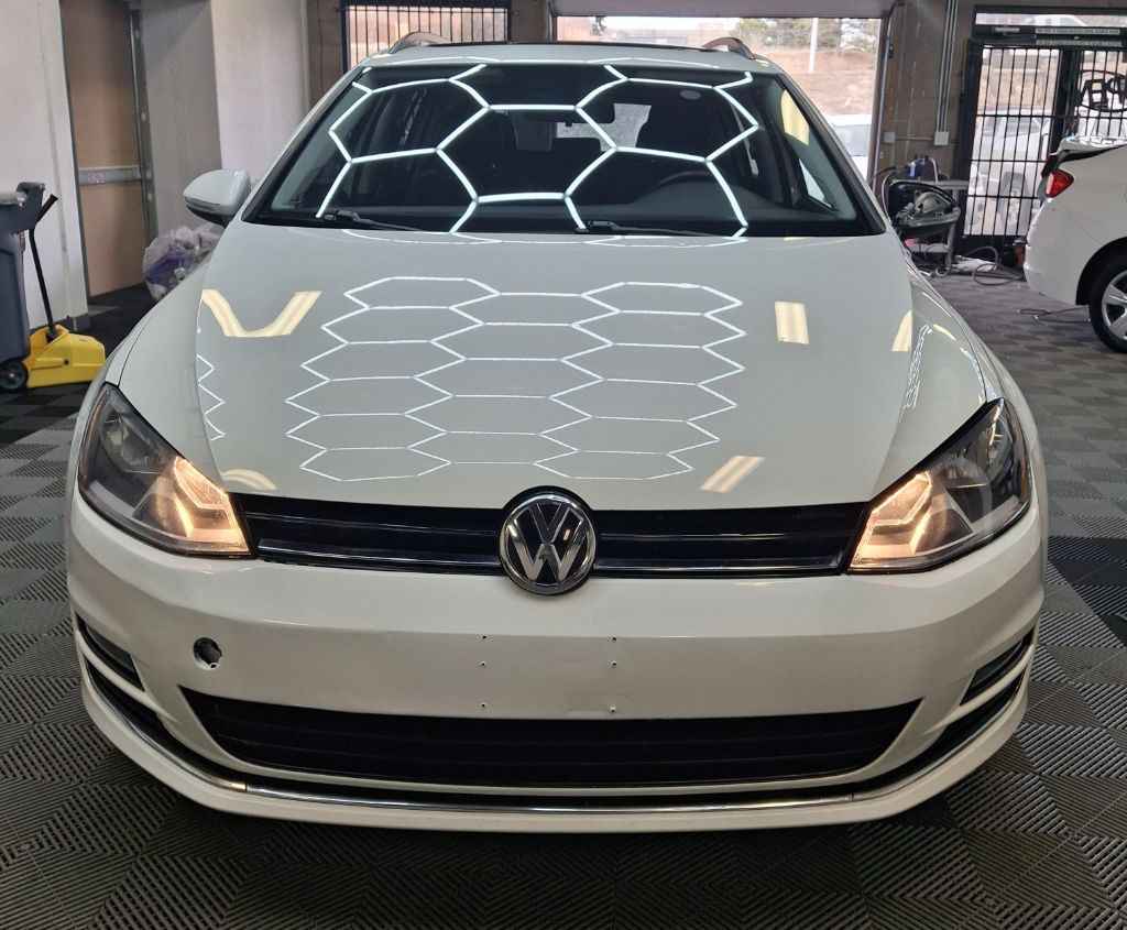 2017 Volkswagen Golf Image 4
