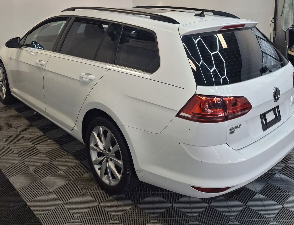 2017 Volkswagen Golf Image 14