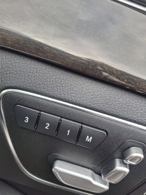 2014 Mercedes-Benz E-Class Image 14