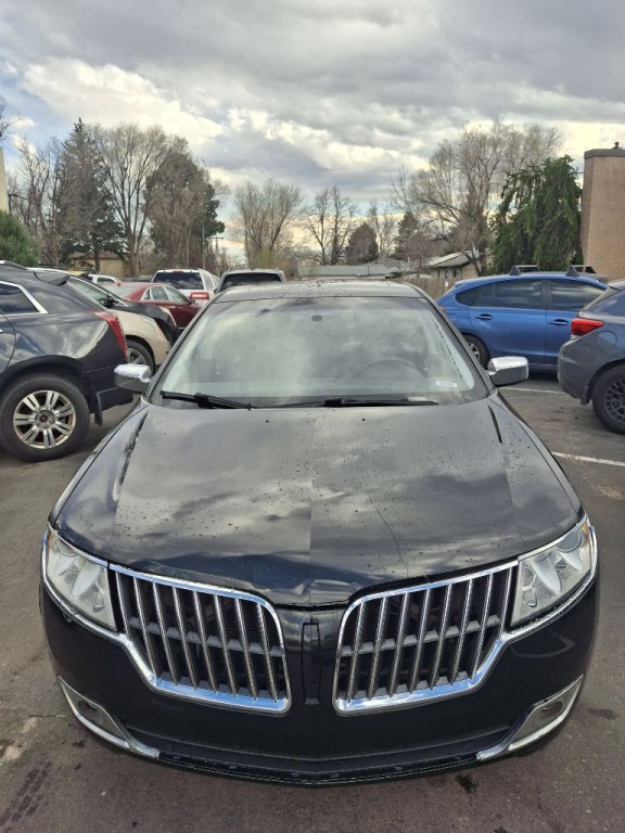 2011 Lincoln MKZ Image 3