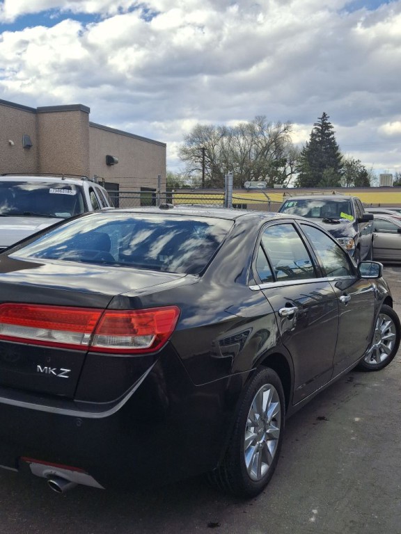 2011 Lincoln MKZ Image 10