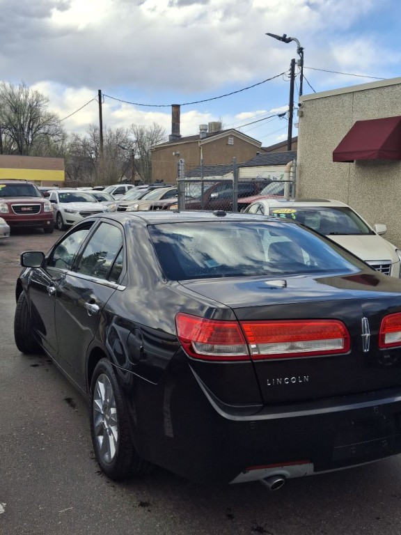 2011 Lincoln MKZ Image 12