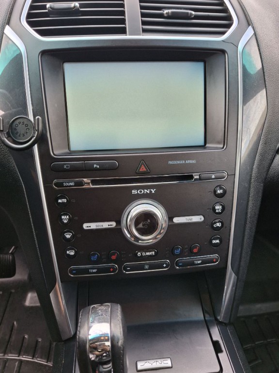 2016 Ford Explorer Image 4