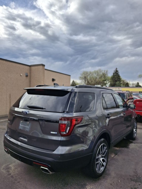 2016 Ford Explorer Image 14