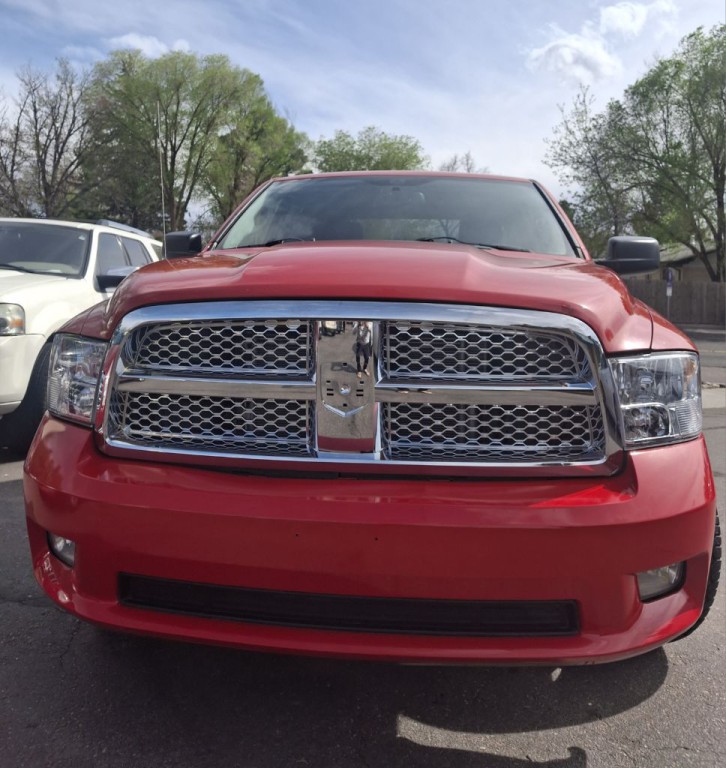 2012 RAM 1500 Image 2