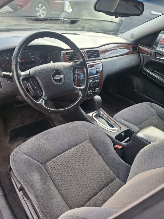 2009 Chevrolet Impala Image 3