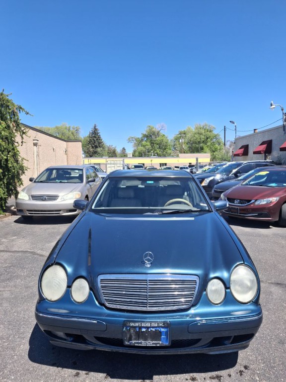 2000 Mercedes-Benz E-Class Image 2